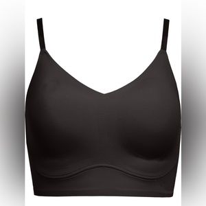True+Co. | True Body Lift Full Cup Triangle Bra Size M| removable pads| soft